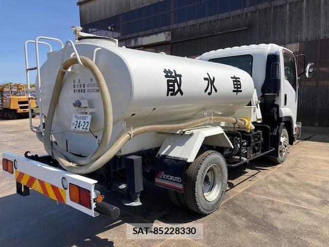 Isuzu FORWARD 2018-02 6214864-20