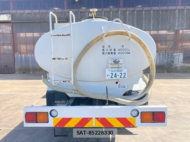 Isuzu FORWARD 2018-02 6214864-21