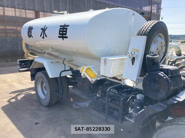 Isuzu FORWARD 2018-02 6214864-6