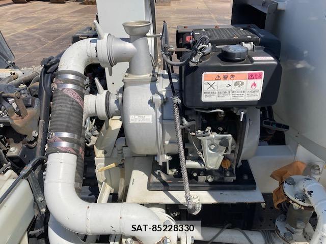 Isuzu FORWARD 2018-02 6214864-7