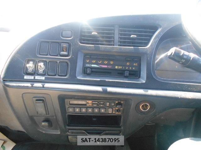 Isuzu FORWARD 1995-12 6214871-13