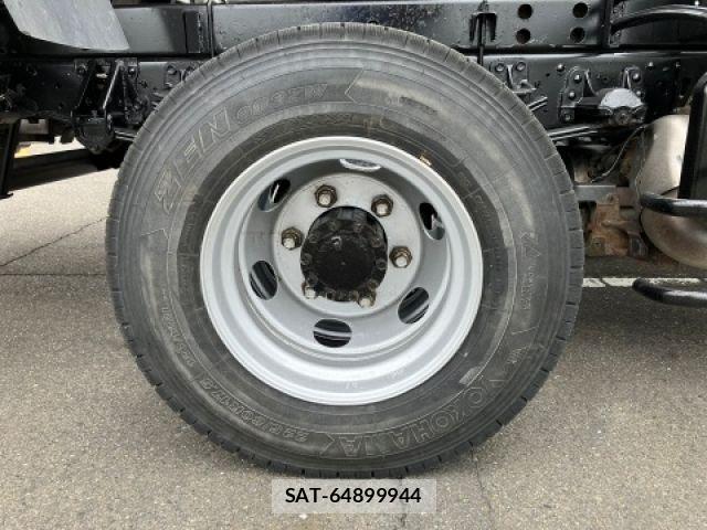 Isuzu FORWARD 2020-06 6244140-16