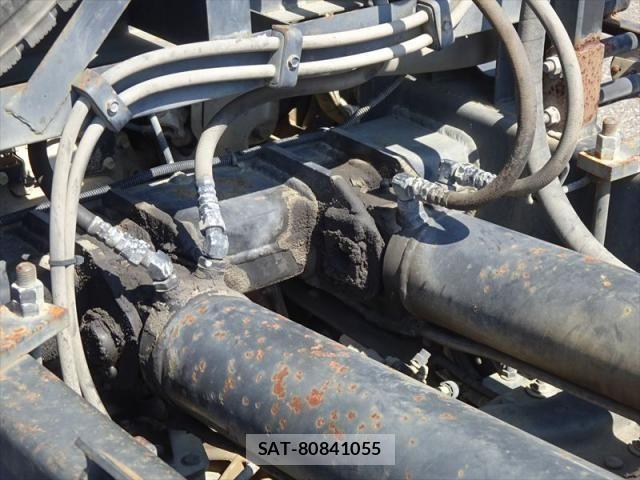 Isuzu FORWARD 2012-07 6264148-18