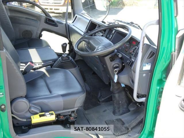 Isuzu FORWARD 2012-07 6264148-20