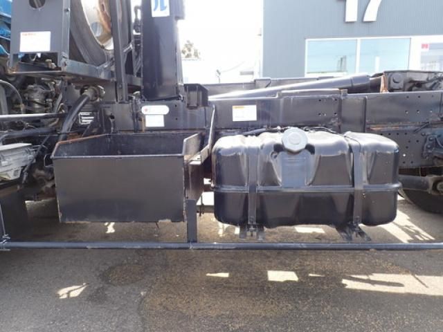 Isuzu FORWARD 2017-10 6274341-25