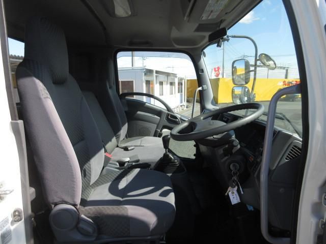 Isuzu FORWARD 2019-12 6270292-13
