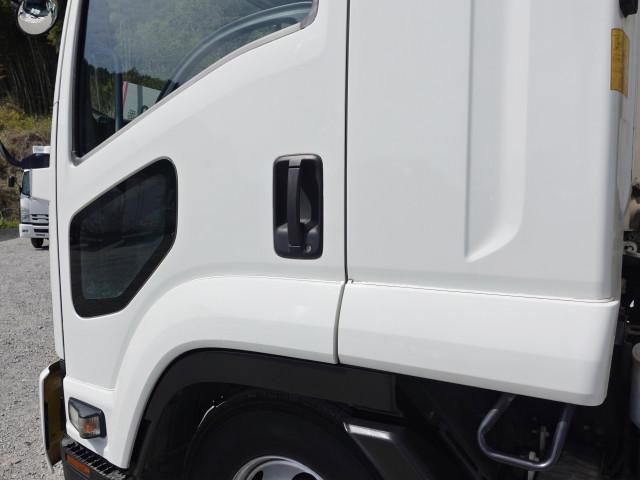 Isuzu FORWARD 2010-03 6270297-10