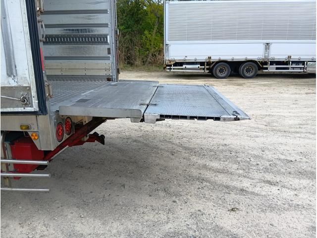 Isuzu FORWARD 2018-03 6274342-25