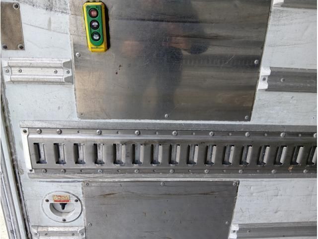 Isuzu FORWARD 2018-03 6274342-26