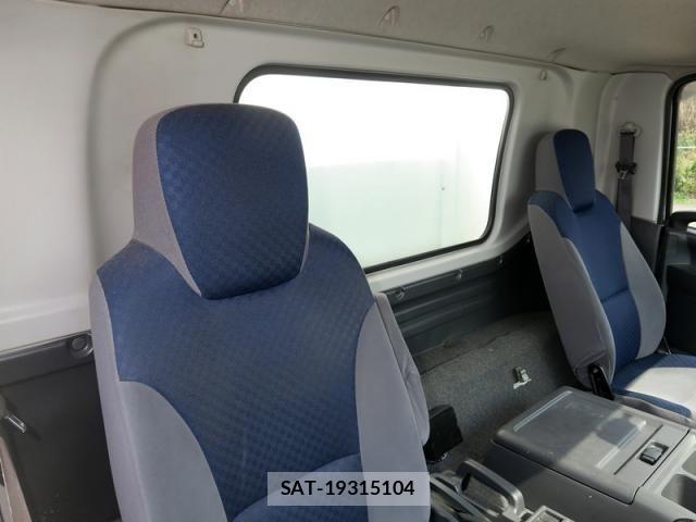 Isuzu FORWARD 2023-01 6497853-26