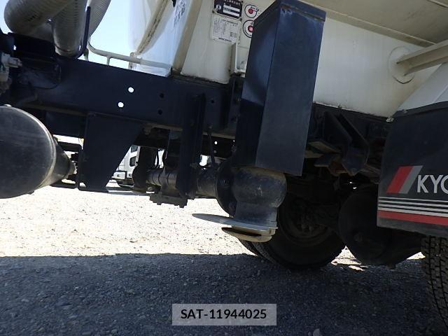 Isuzu FORWARD 2018-01 6497926-11