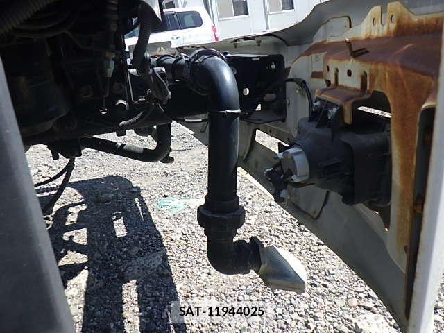 Isuzu FORWARD 2018-01 6497926-15
