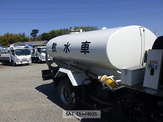Isuzu FORWARD 2018-01 6497926-6