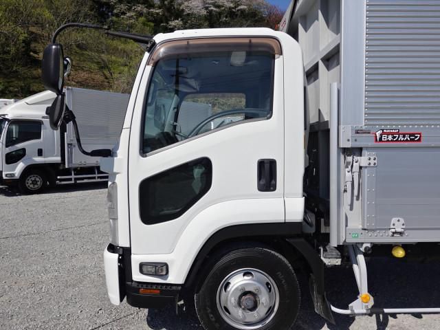 Isuzu FORWARD 2015-12 6530331-13