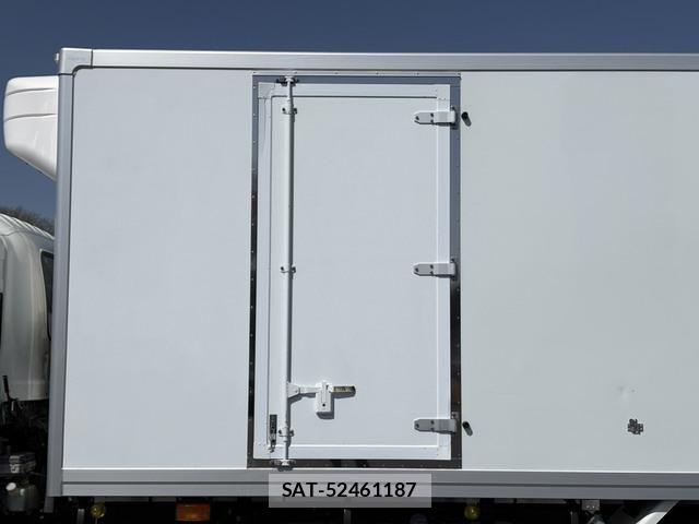 Isuzu FORWARD 2018-10 6526196-10