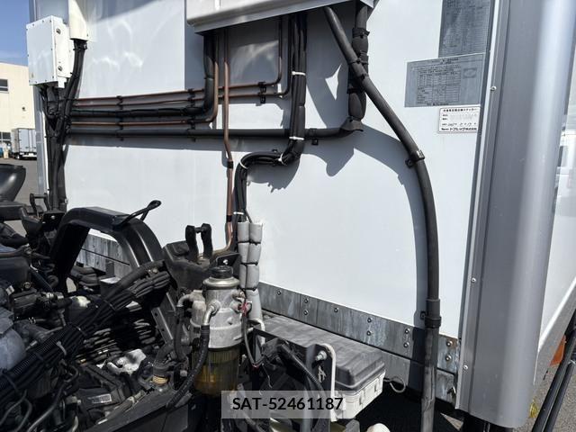 Isuzu FORWARD 2018-10 6526196-13