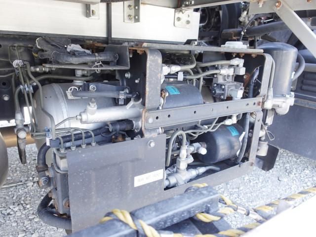 Isuzu FORWARD 2019-07 6530335-21