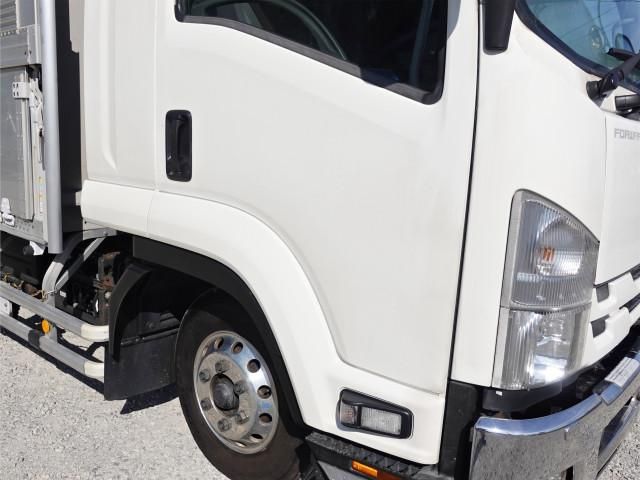 Isuzu FORWARD 2019-07 6530335-5