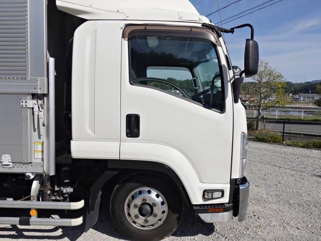 Isuzu FORWARD 2019-07 6530335-6