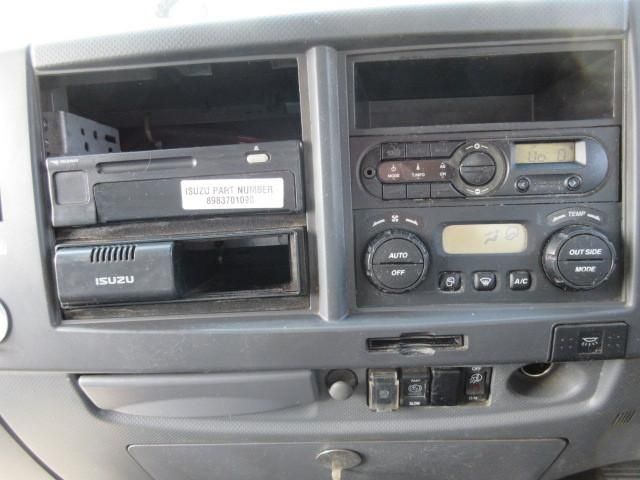 Isuzu FORWARD 2017-01 6530307-14