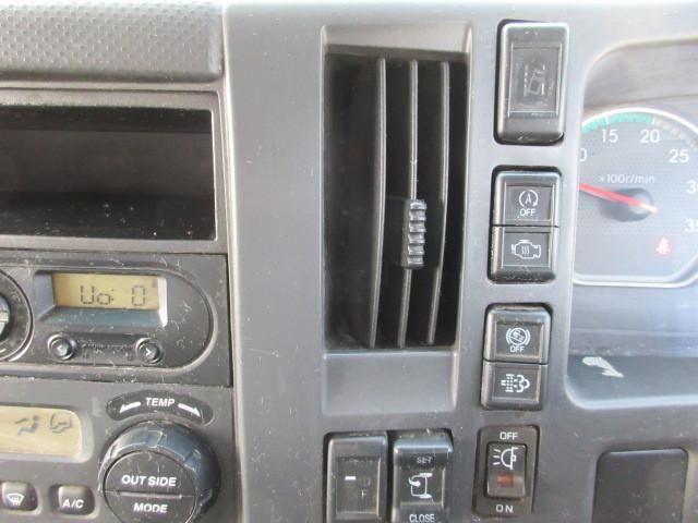 Isuzu FORWARD 2017-01 6530307-15
