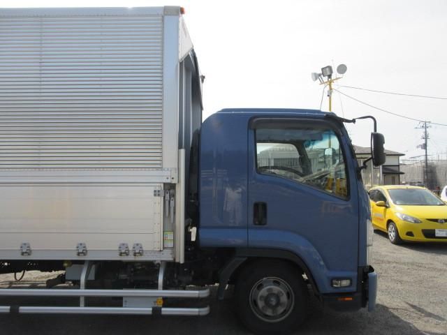 Isuzu FORWARD 2017-01 6530307-27