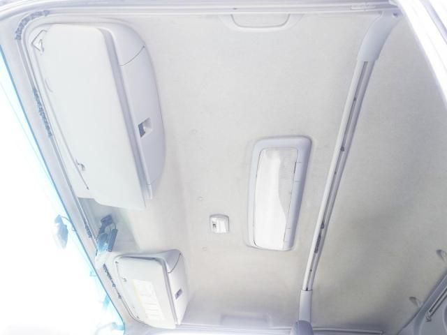 Isuzu FORWARD 2013-11 6530330-18