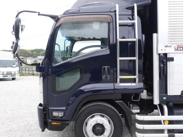 Isuzu FORWARD 2013-11 6530330-7