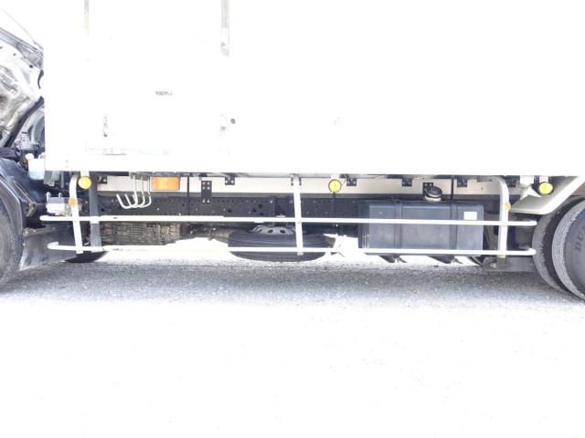 Isuzu FORWARD 2017-12 6530310-25