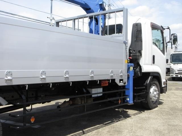 Isuzu FORWARD 2016-03 6596585-17