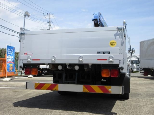 Isuzu FORWARD 2016-03 6596585-22