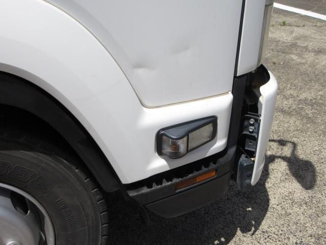 Isuzu FORWARD 2016-03 6596585-8