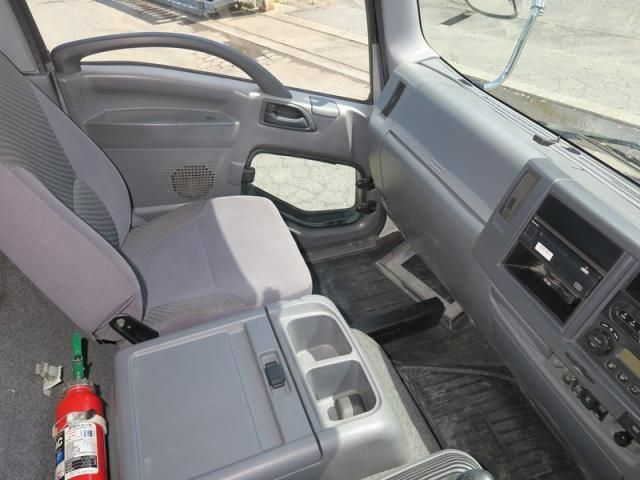 Isuzu FORWARD 2016-05 6596593-29