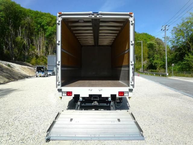 Isuzu FORWARD 2023-05 6596557-23