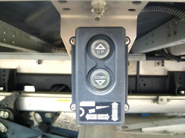 Isuzu FORWARD 2023-05 6596557-27