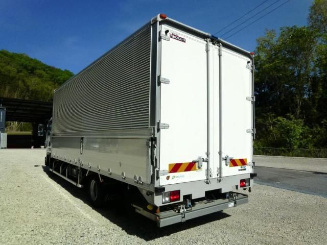 Isuzu FORWARD 2023-05 6596557-5