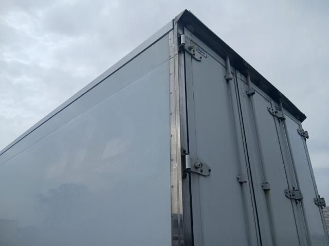 Isuzu FORWARD 2017-06 6596707-15