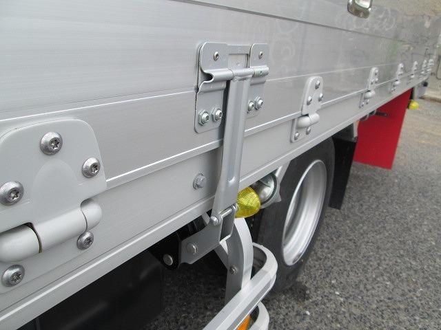 Isuzu FORWARD 2024-09 6596556-17