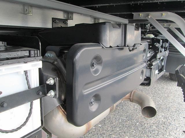 Isuzu FORWARD 2024-09 6596556-23