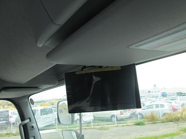 Isuzu FORWARD 2024-09 6596556-28