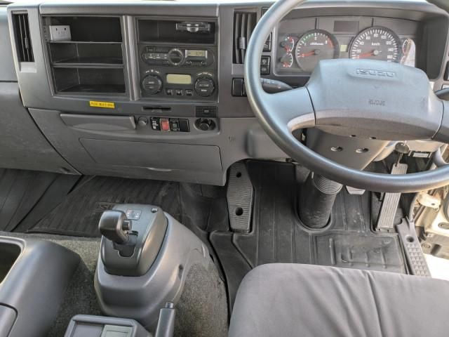Isuzu FORWARD 2015-02 6596659-27