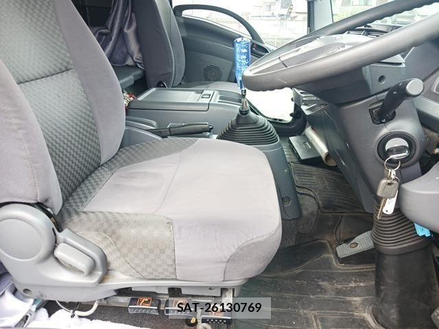 Isuzu FORWARD 2018-12 6641606-10