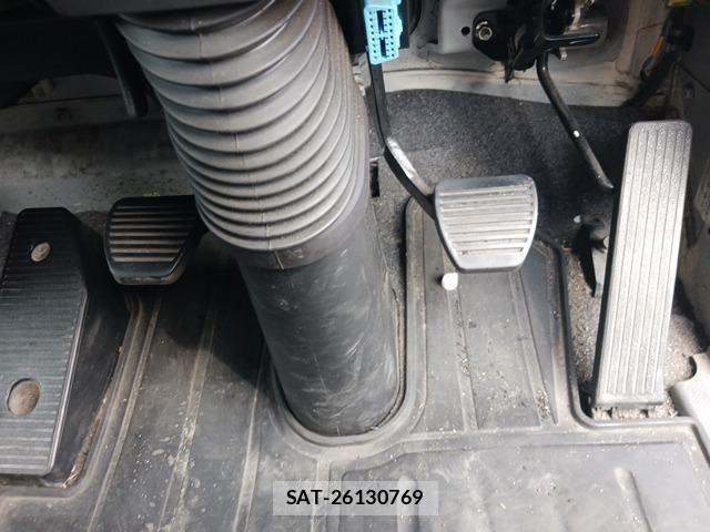 Isuzu FORWARD 2018-12 6641606-11