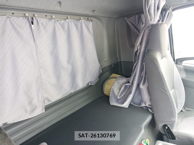 Isuzu FORWARD 2018-12 6641606-15