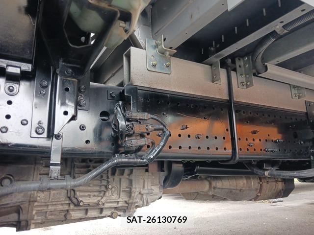 Isuzu FORWARD 2018-12 6641606-24