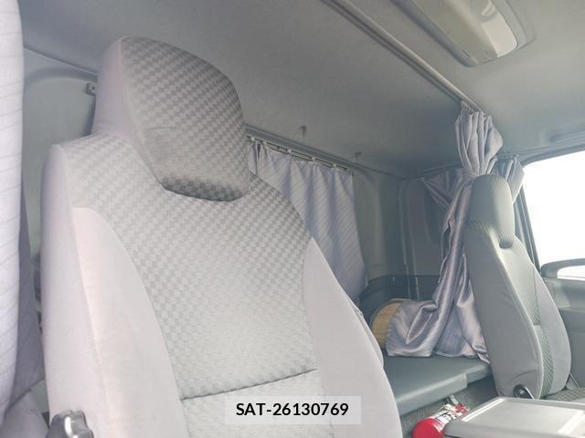 Isuzu FORWARD 2018-12 6641606-8