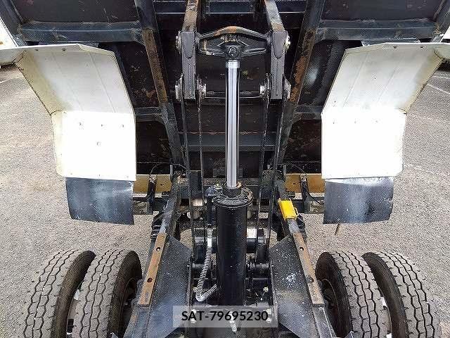 Isuzu FORWARD 2018-07 6671400-9
