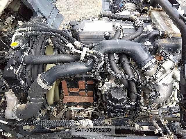 Isuzu FORWARD 2018-07 6671400-14