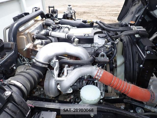 Isuzu FORWARD 2024-09 6675997-24