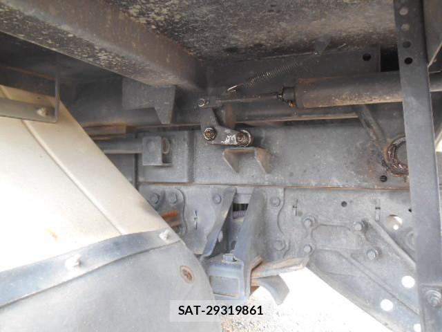 Isuzu FORWARD 2011-01 6676011-26